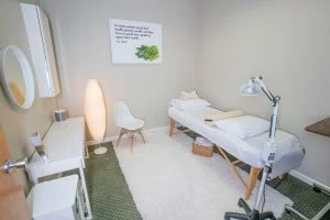 acupuncture treatment room remond wa 1